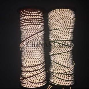 入口滚边带烫热帖刻条